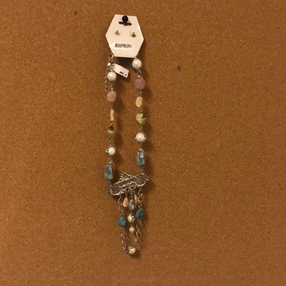 Custom pendant necklace with matching earring’s - Picture 5 of 8